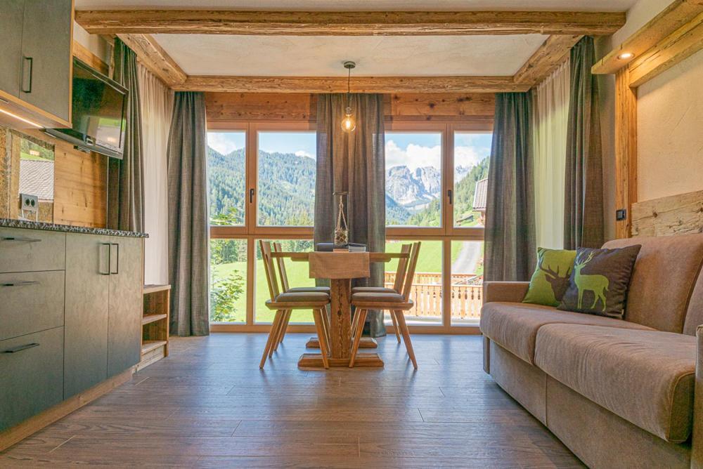 Ferienwohnung Lüch dl Jëinder Sankt Martin in Thurn Exterior foto
